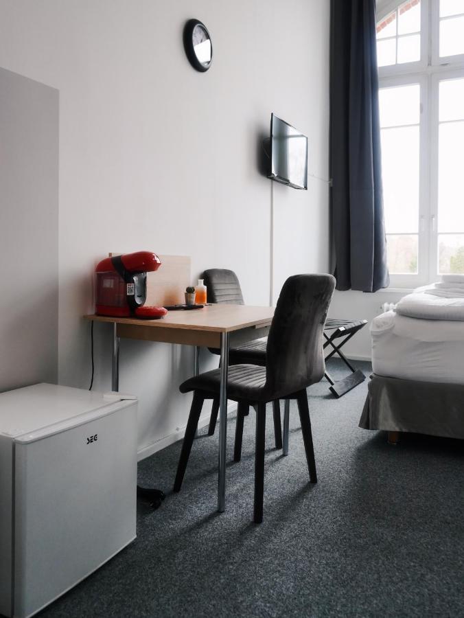 Motel Home Wittenau Берлин Екстериор снимка