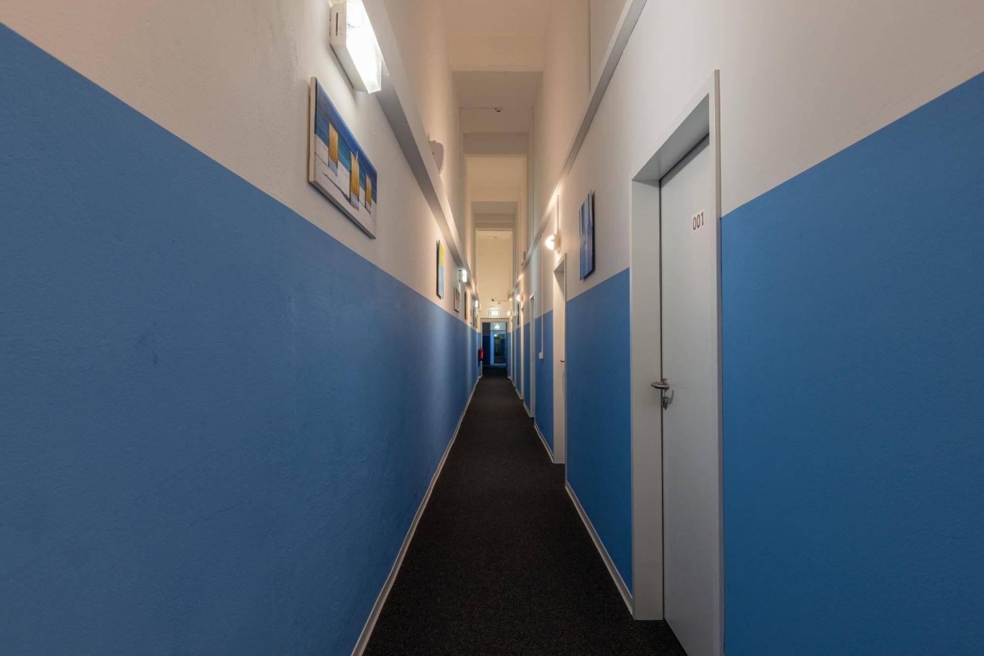 Motel Home Wittenau Берлин Екстериор снимка